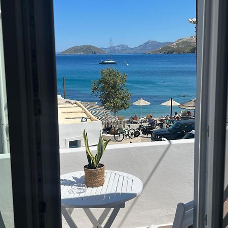 White Island Rooms Panteli Exterior photo